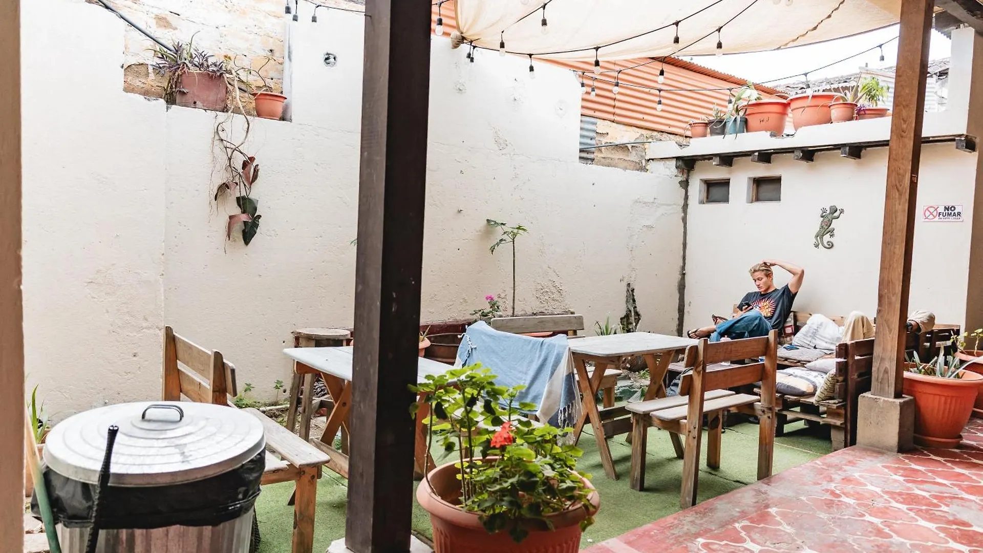 Amura Hostel - Antigua Guatemala