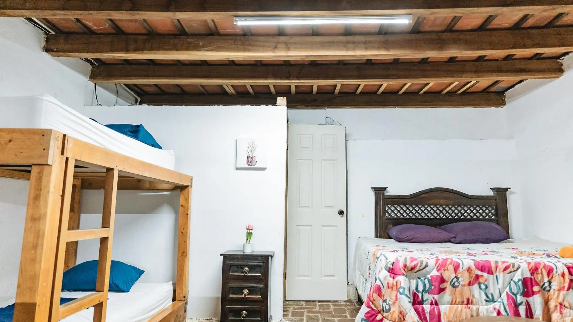 Amura Hostel - Antigua Guatemala 0*,  Guatemala